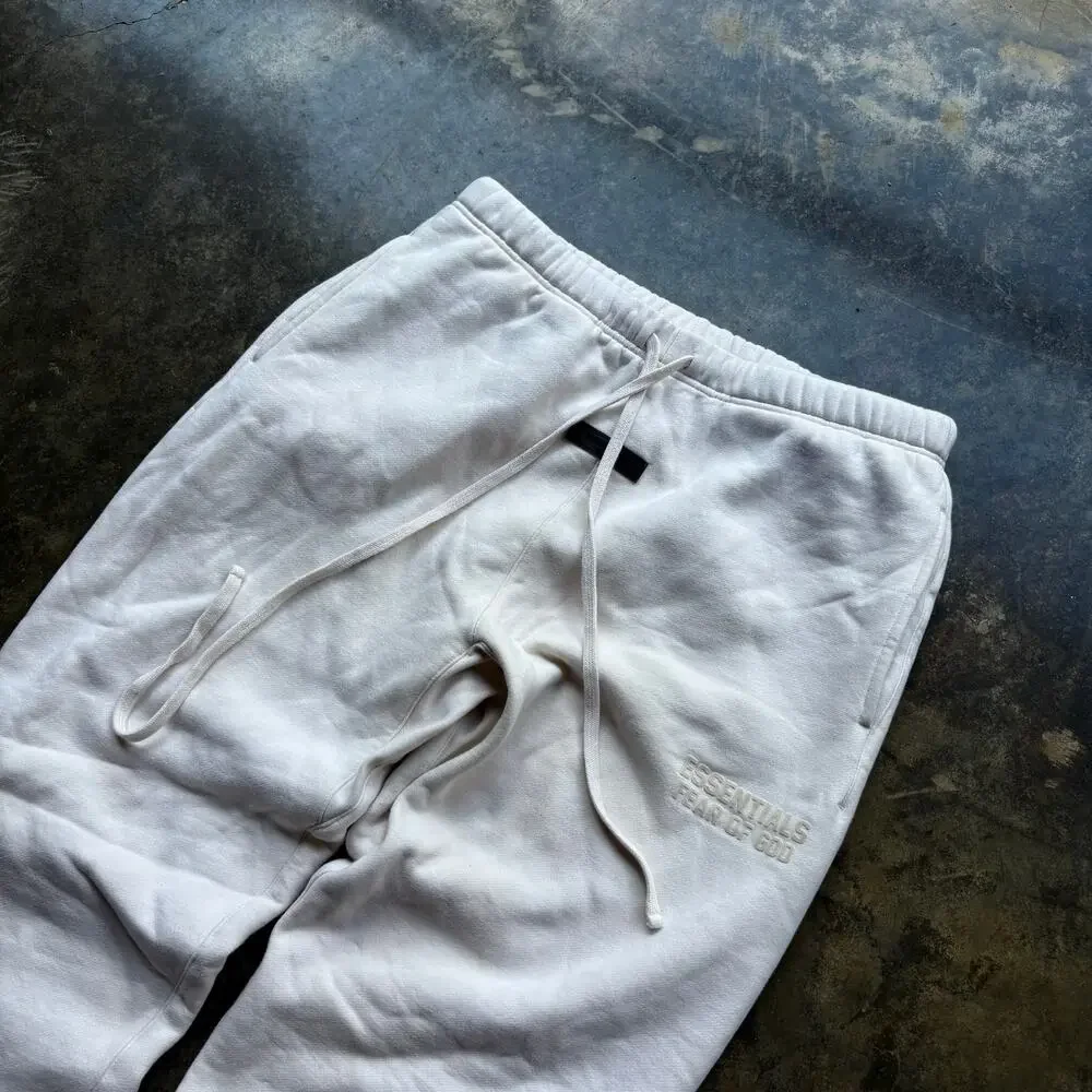 Fear Of God Essentials Cream Baggy Sweatpants‎